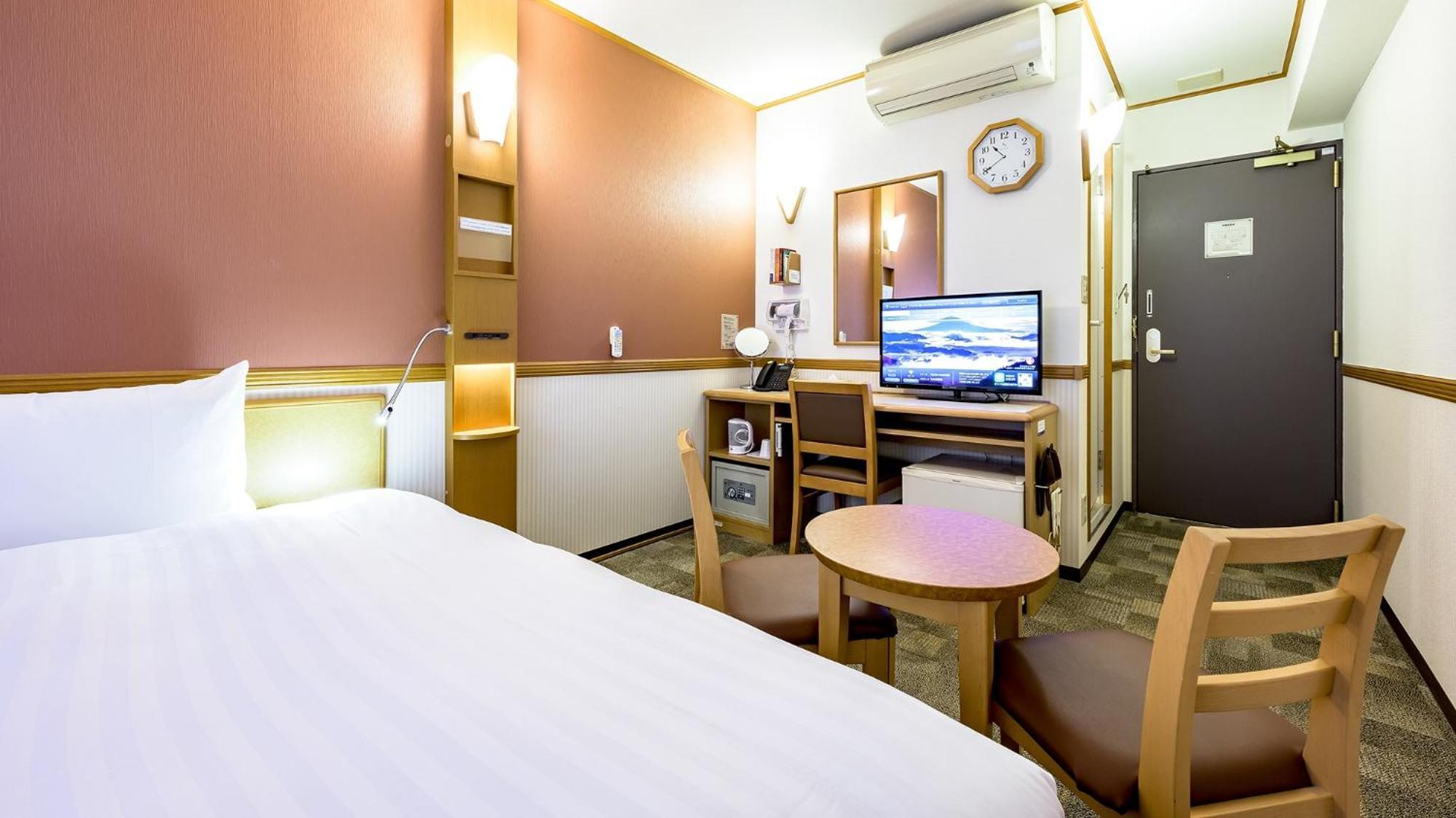 Toyoko Inn Himeji Eki Shinkansen Minami Guchi Chambre photo